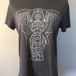 LOL Vintage Elephant Shirt fits like M